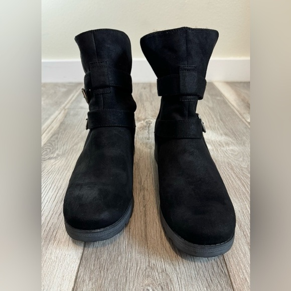 White Mountain~ Women’s Black Size 10 CHASTITY BOOT Moto Style Ankle Bootie NWOB - Picture 3 of 11